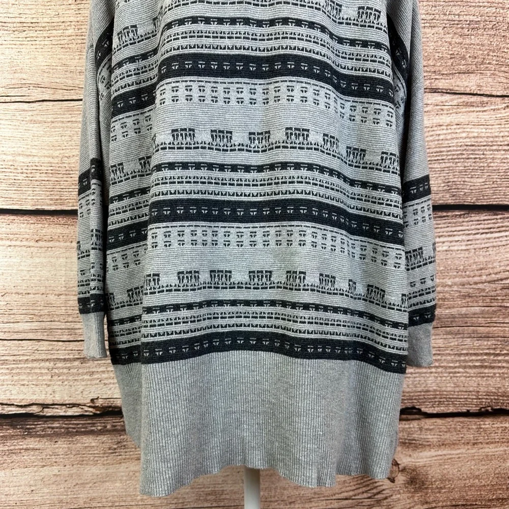 SOLD 🛍️ Cg.l.Cg Women’s Cotton Grey Printed Knit Sweater Tunic Plus 3X - Picture 5 of 7